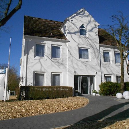 Meerzeit Hotel クックスハーフェン エクステリア 写真